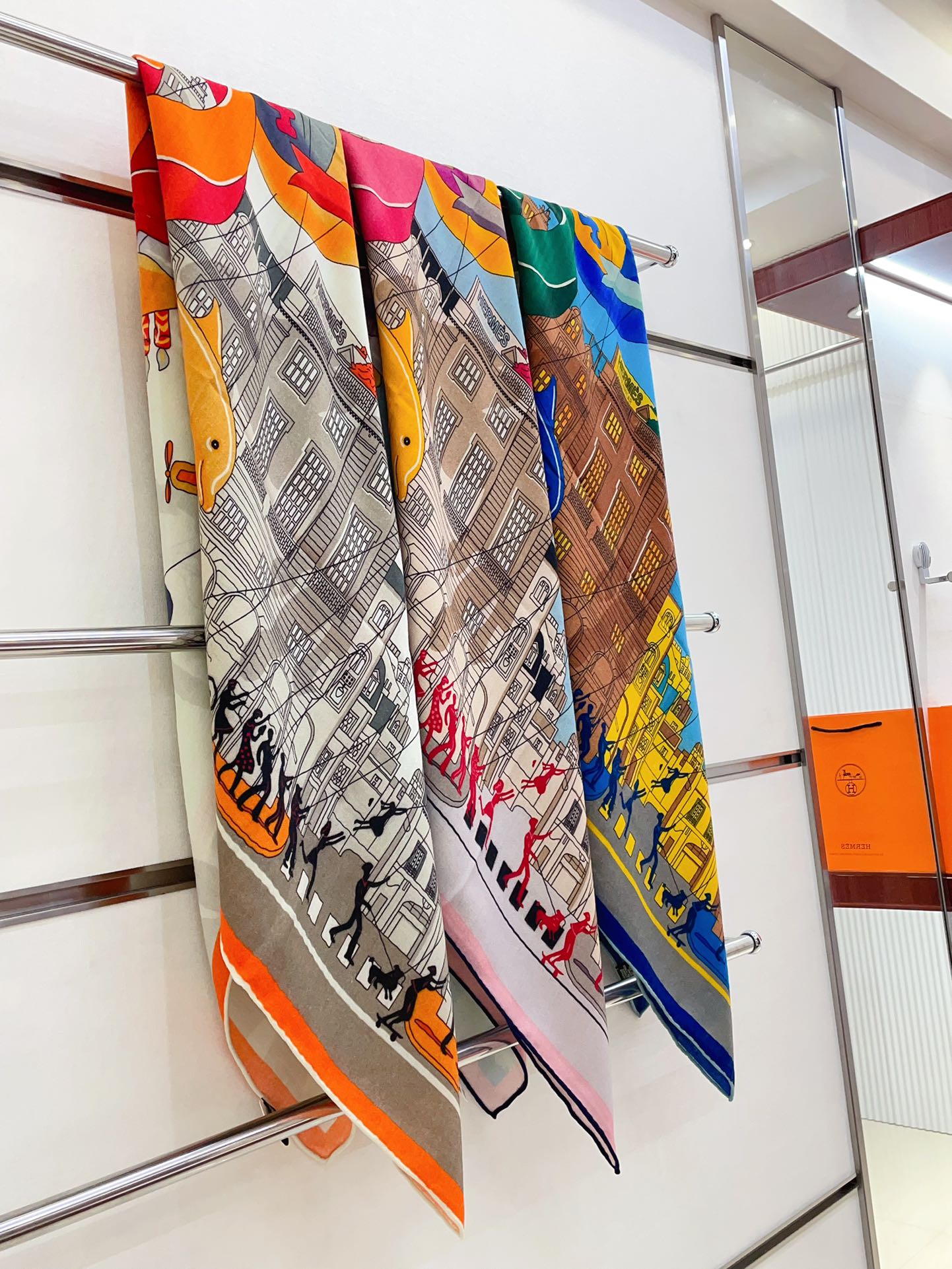 Parade Scarf 140 CM In Colorful Cashmere And Silk 340183