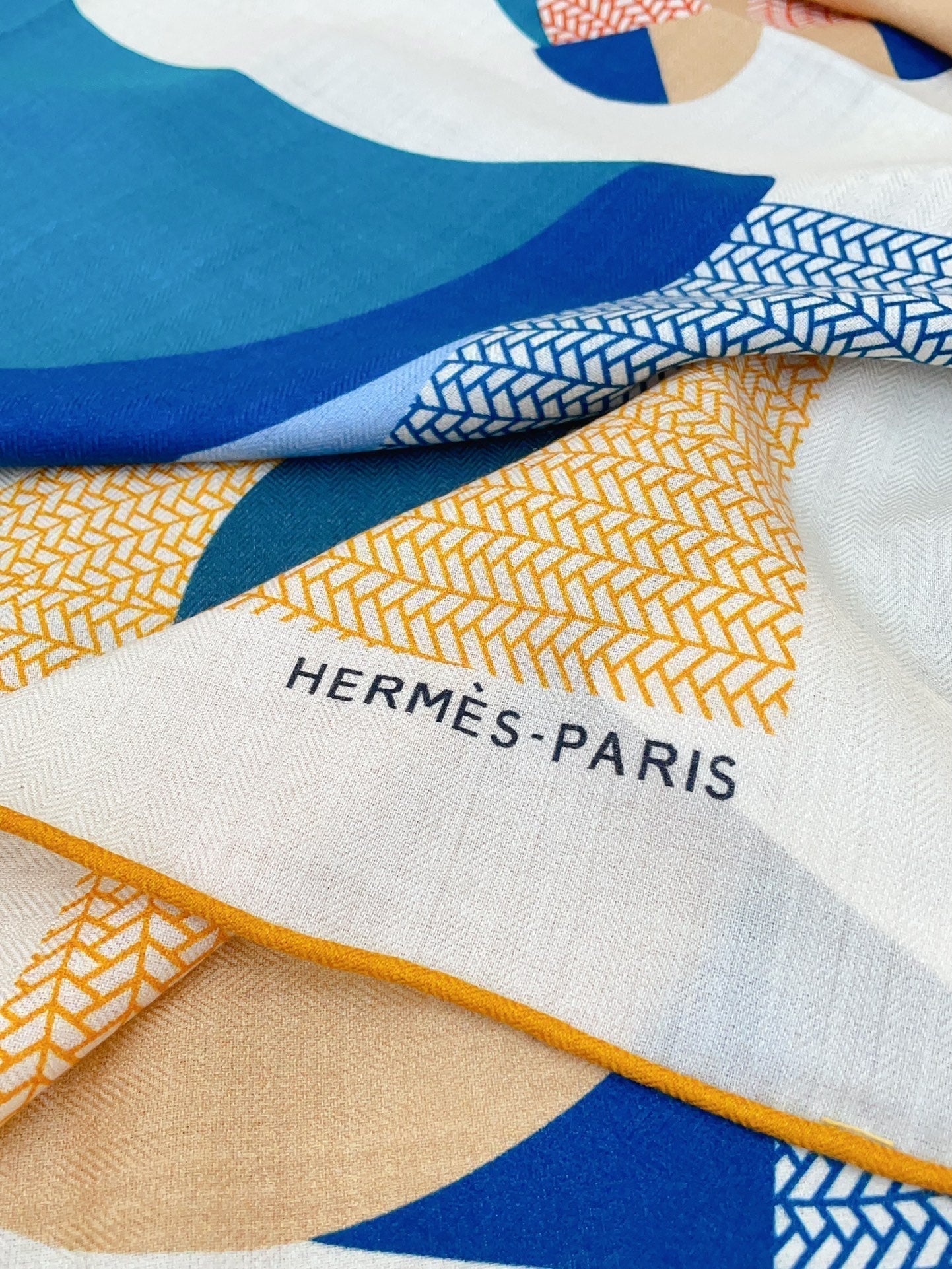 Mon Premier Galop Shawl 140 CM Colorful Cashmere And Silk 357905