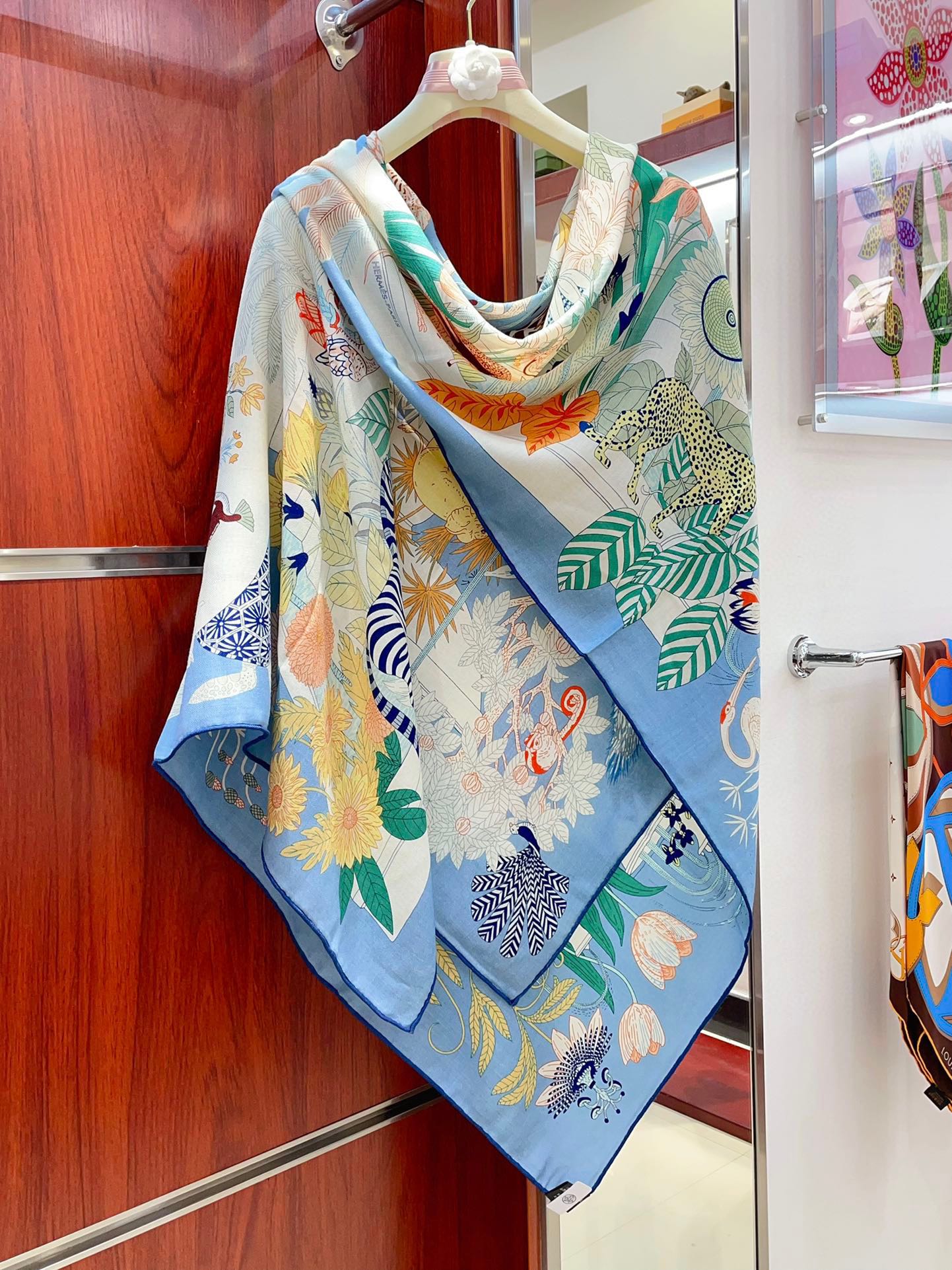 PRECIOUS PARADISE SCARF 135 CM IN COLORFUL CASHMERE AND SILK 379791