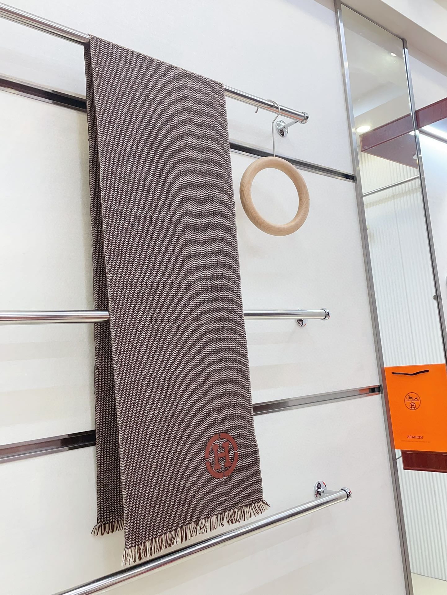 GRANITE MUFFLER 180 CM SCARF IN CARAMEL BROWN CASHMERE
