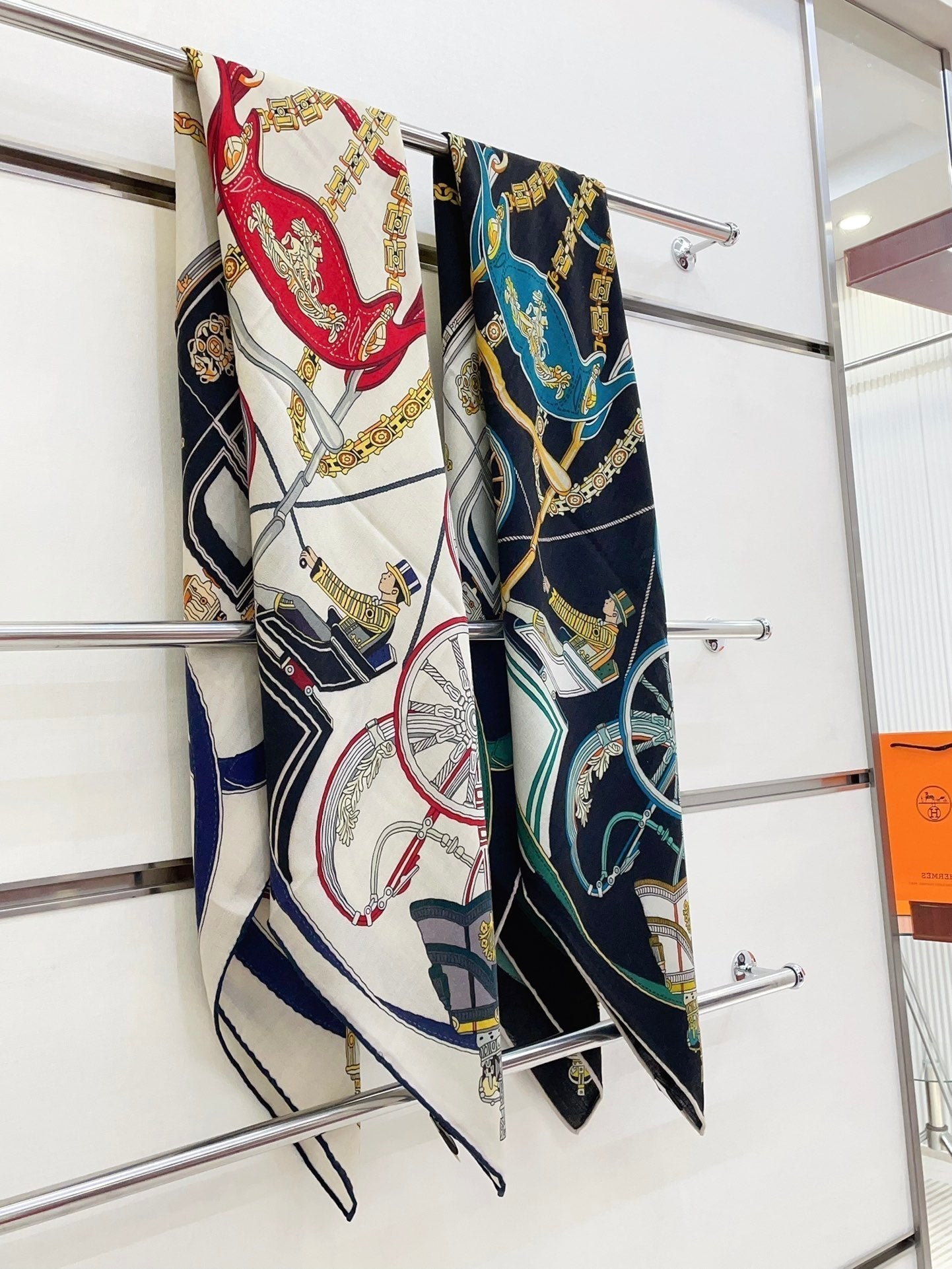 Stately Wheels Scarf 140 CM White Colorful Cashmere And Silk  394588