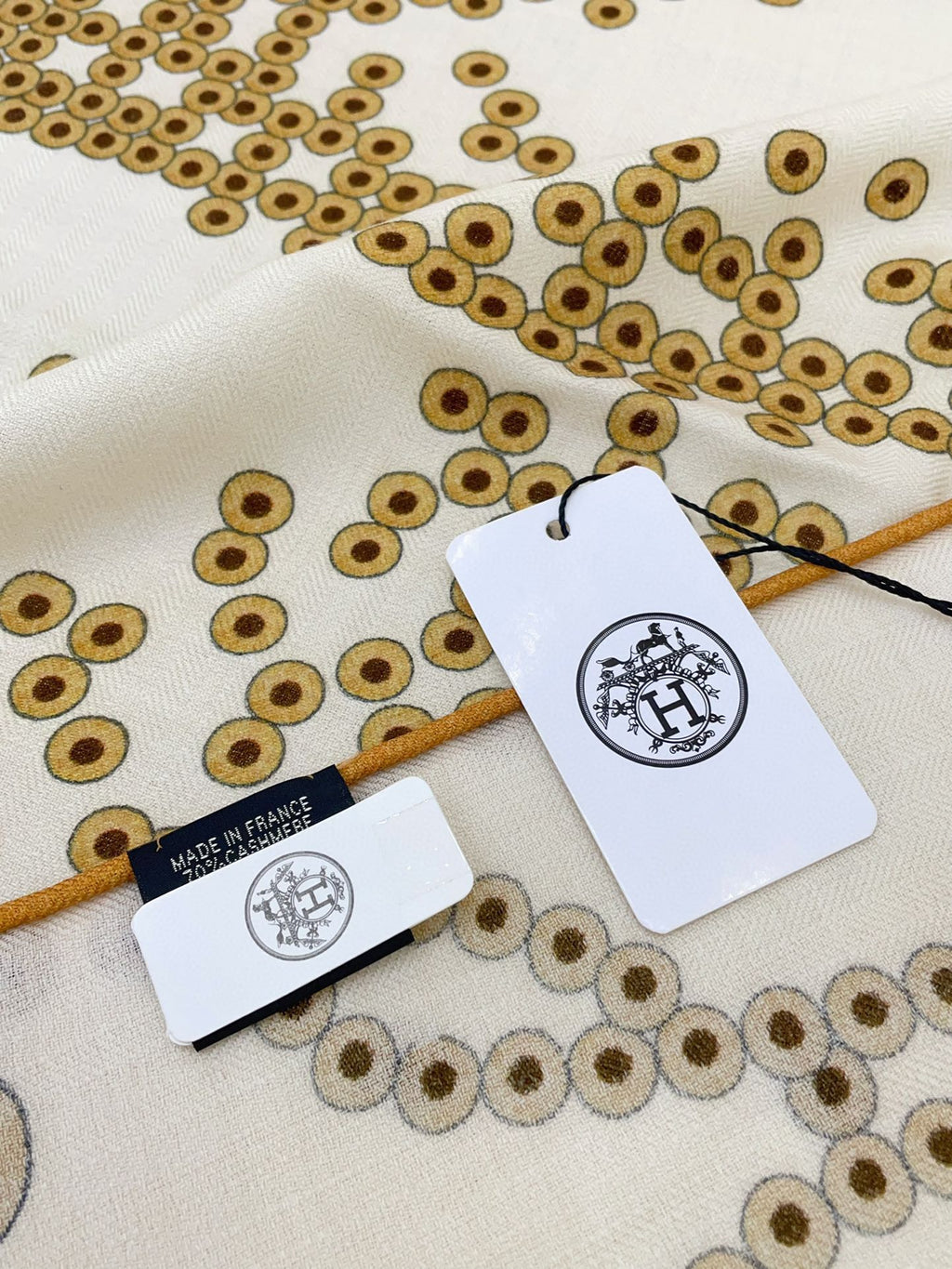Cheval De Legende Scarf 140 CM Ivory White Pattern Cashmere And Silk