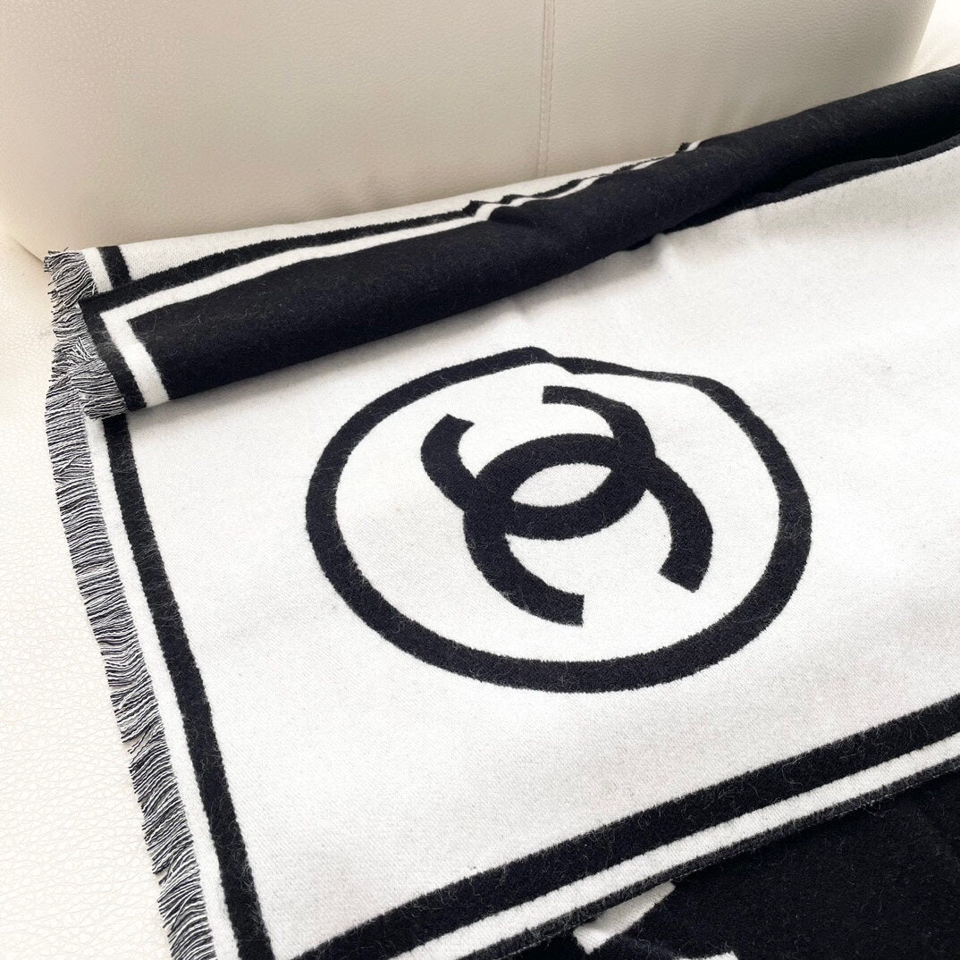 CC Scarf 195 CM White Mix Black Cashmere And Wool 418442