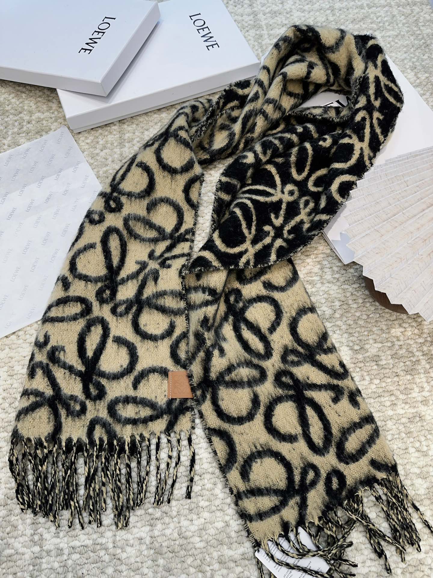 Loewe Scarf 180CM Black Beige Wool Cashmere 968582