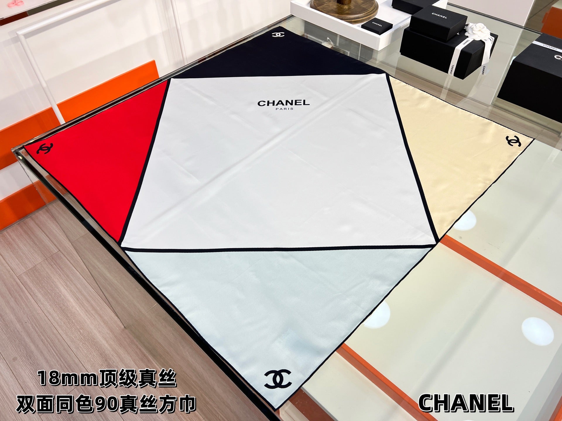 CC Scarf 90x90 White Ivory Red Black Silk Twill 204024