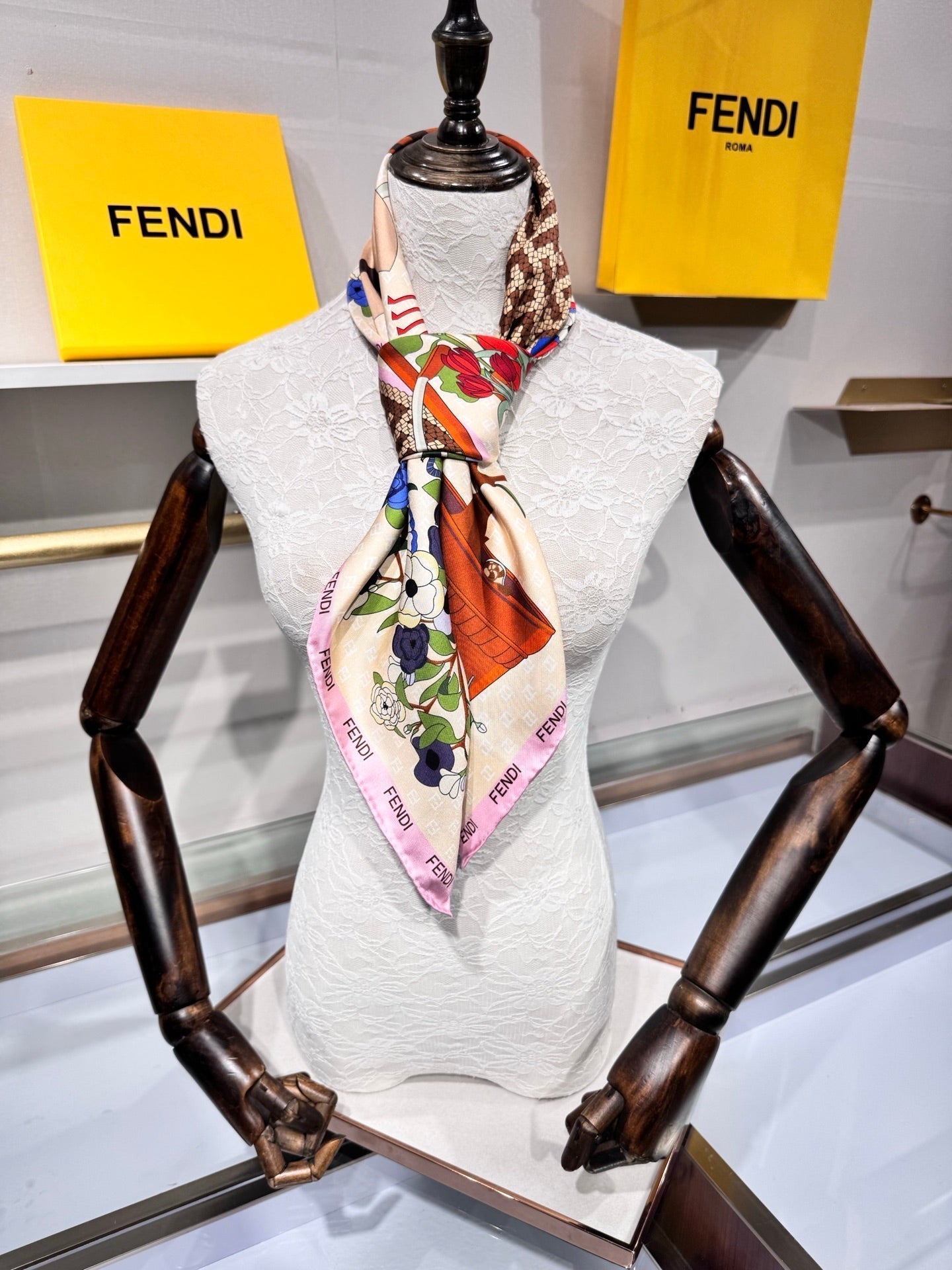 Fendi Gardening Foulard Scarf 90x90 Pink Colorful Silk Twill 204007