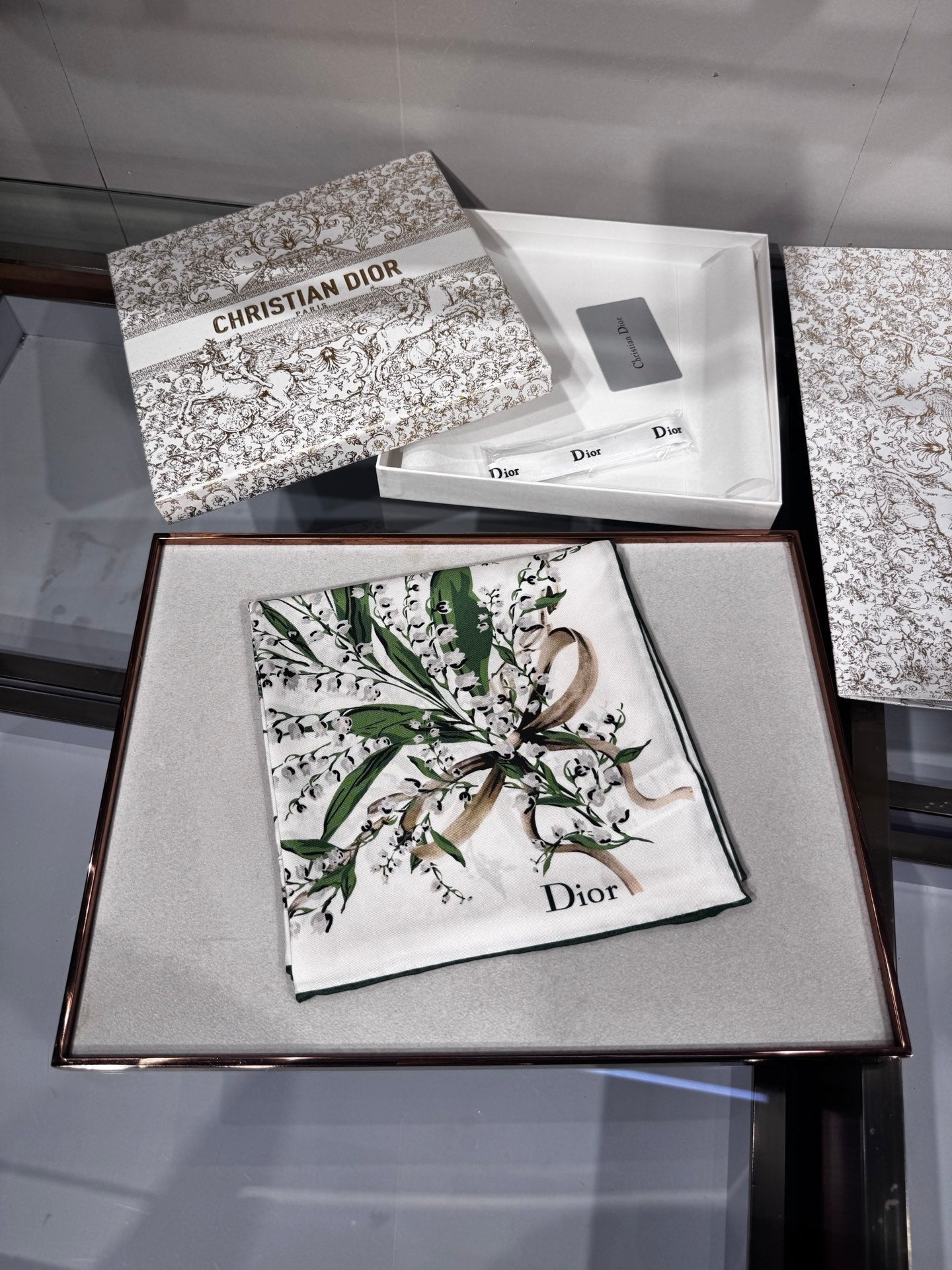 CD Lily Of The Valley Scarf 90x90cm White Silk Twill 209856