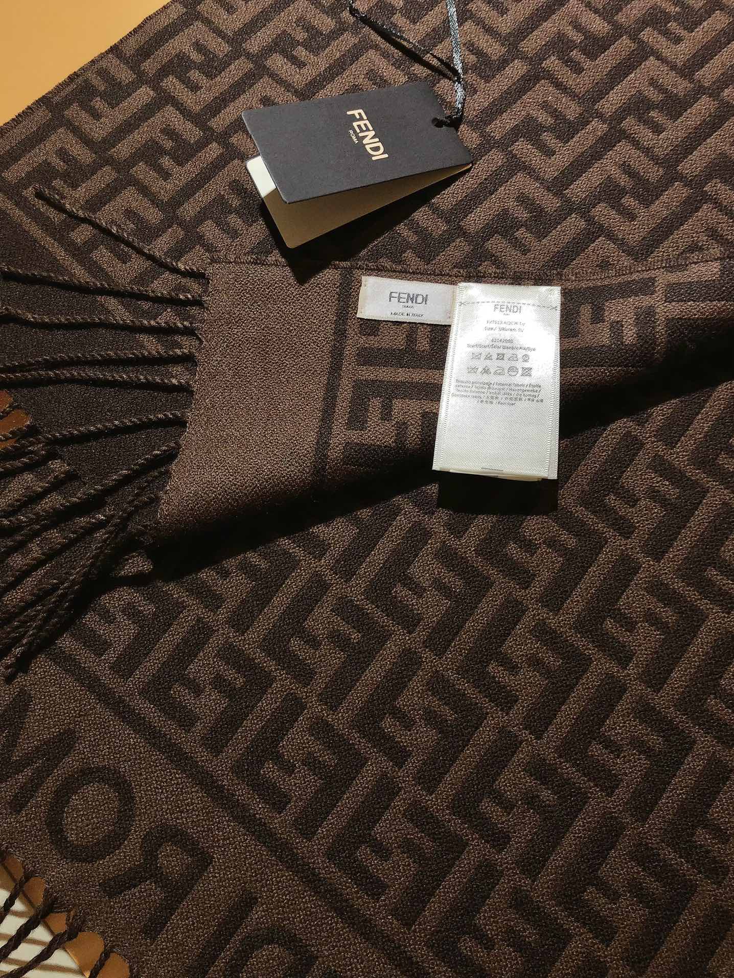 FF 200CM Scarf Dark Brown Wool Cashmere 103252