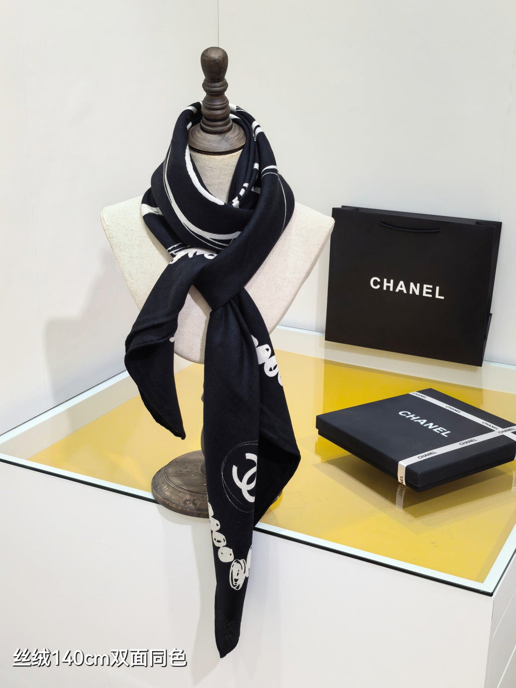 CC 25 Scarf 140CM Black Cashmere 293086