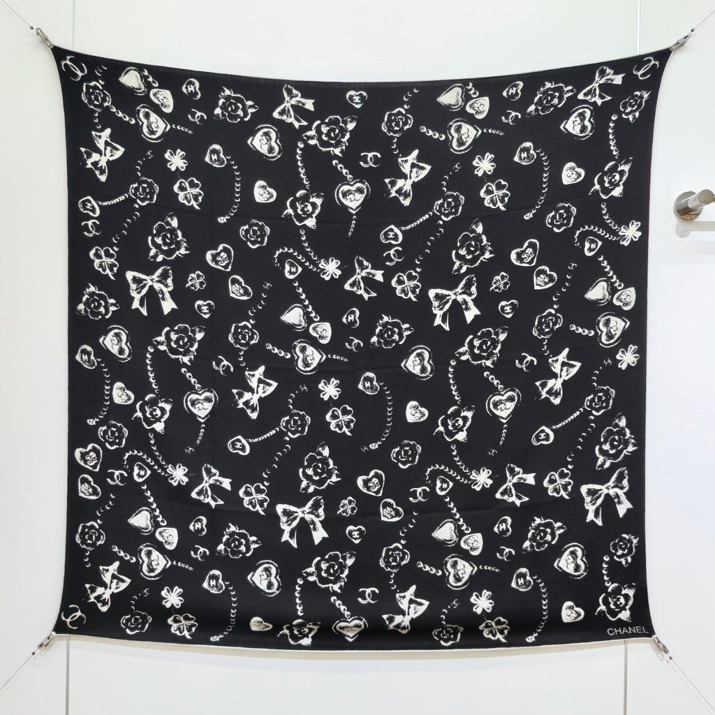 CC 25 Scarf 140CM Black Cashmere 293088