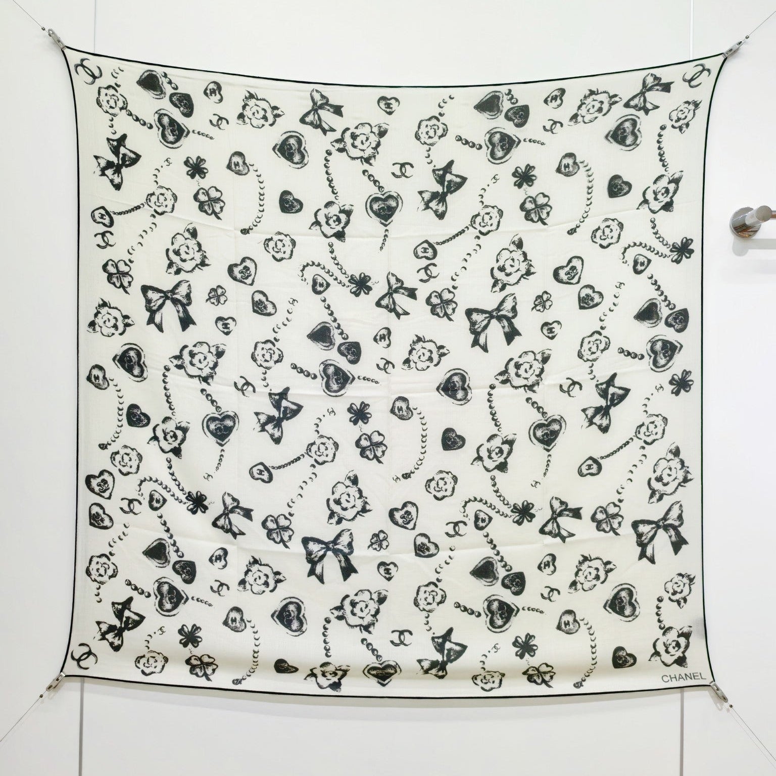 CC 25 Scarf 140CM White Cashmere 293089