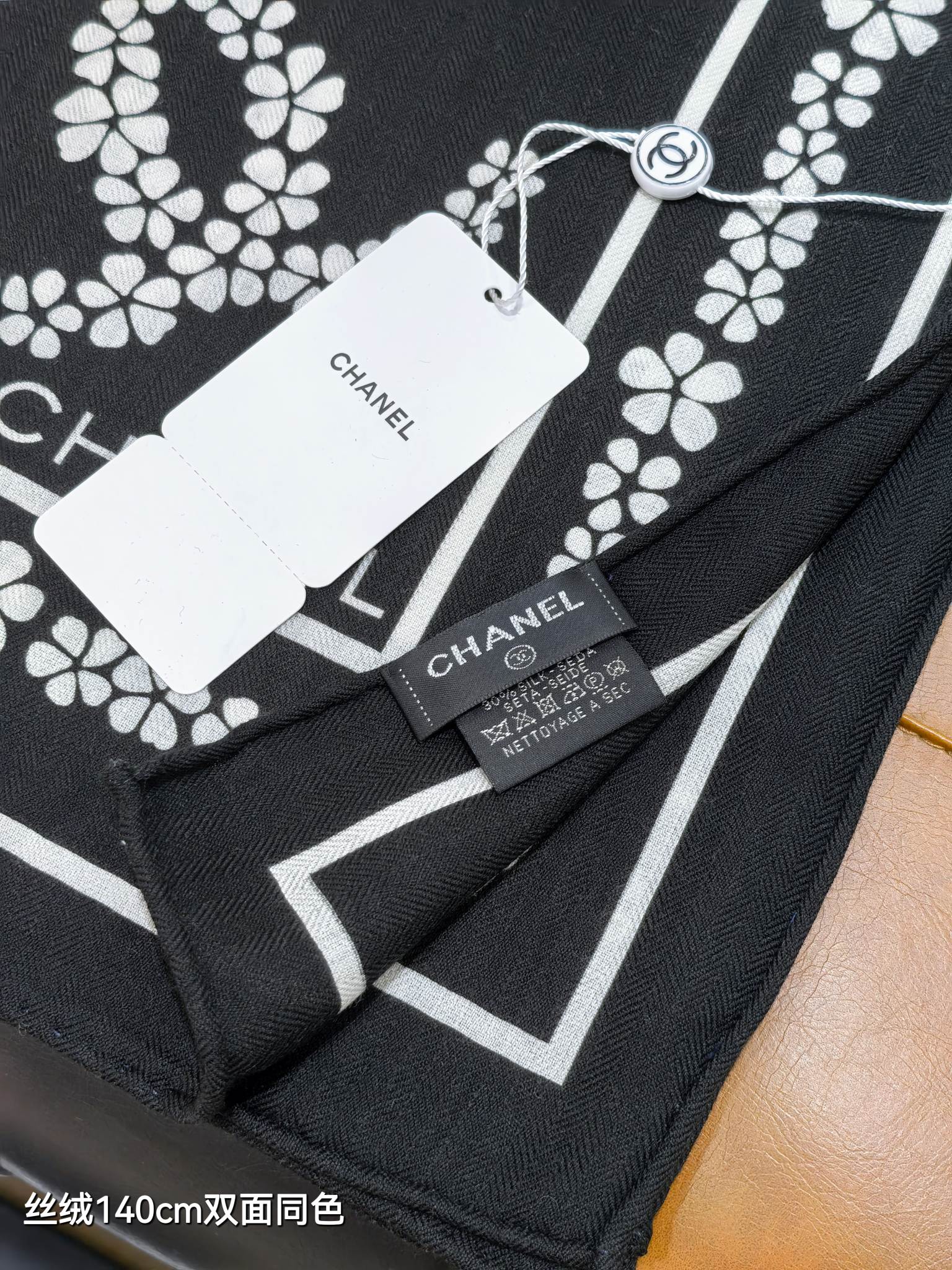 CC 25 Scarf 140CM Black Cashmere 293090