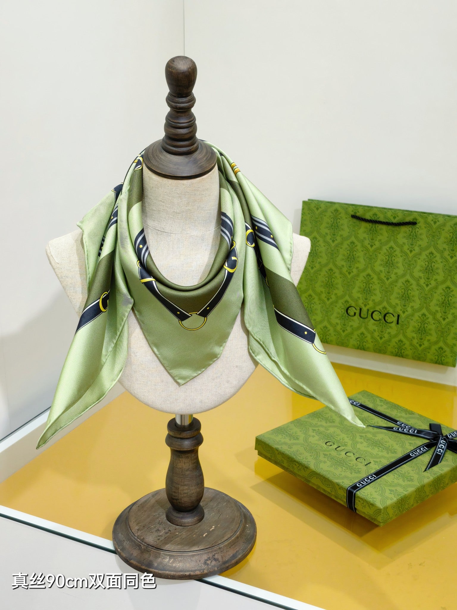 GG Double-Sided 90x90cm Green Colorful Twill Silk 194451