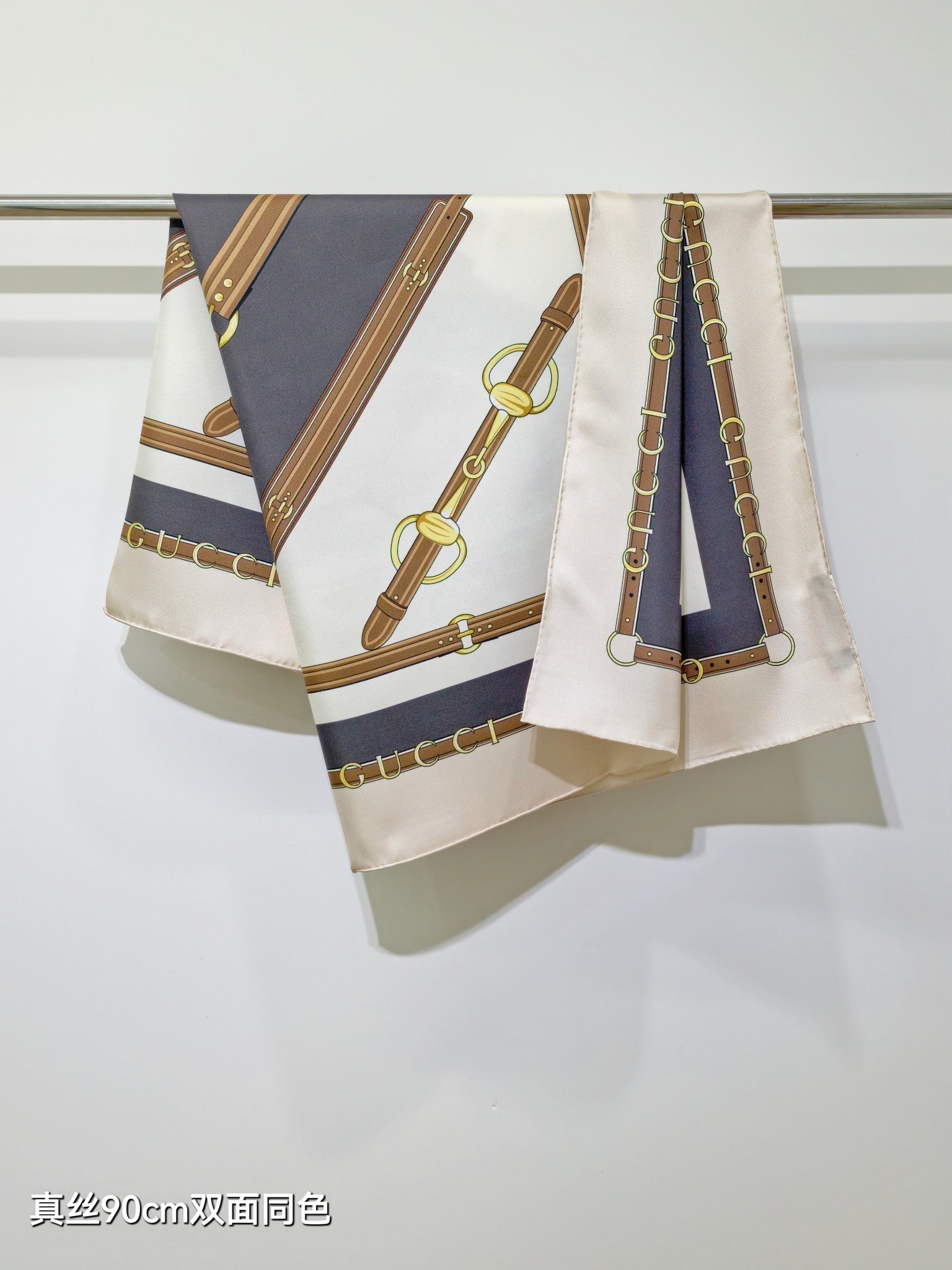 GG Double-Sided 90x90cm White Colorful Twill Silk 194453