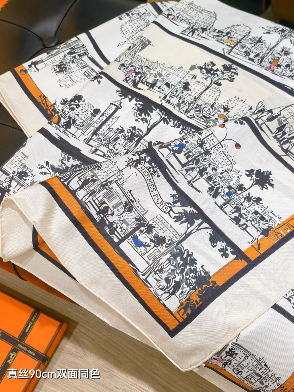 HM A l'Ombre des Boulevards Scarf 90x90cm Black White Twill Silk 303274