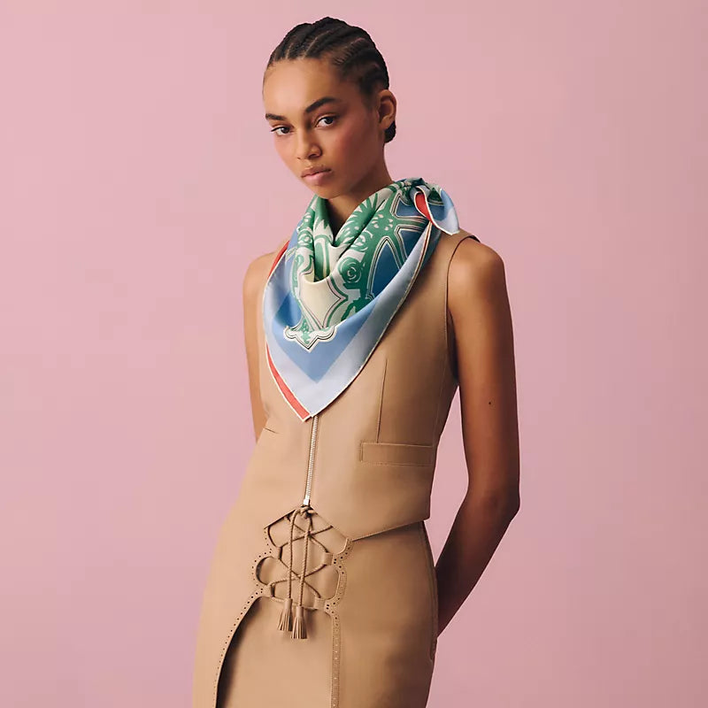 HM Les Eperons Scarf 90x90 Light Pink Colorful Twill Silk 202556