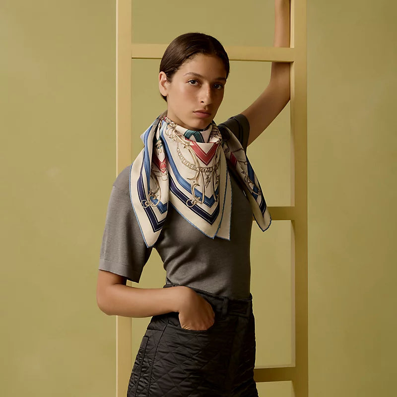 HM Harnais Legendaire Scarf 90x90 Blue Colorful Twill Silk