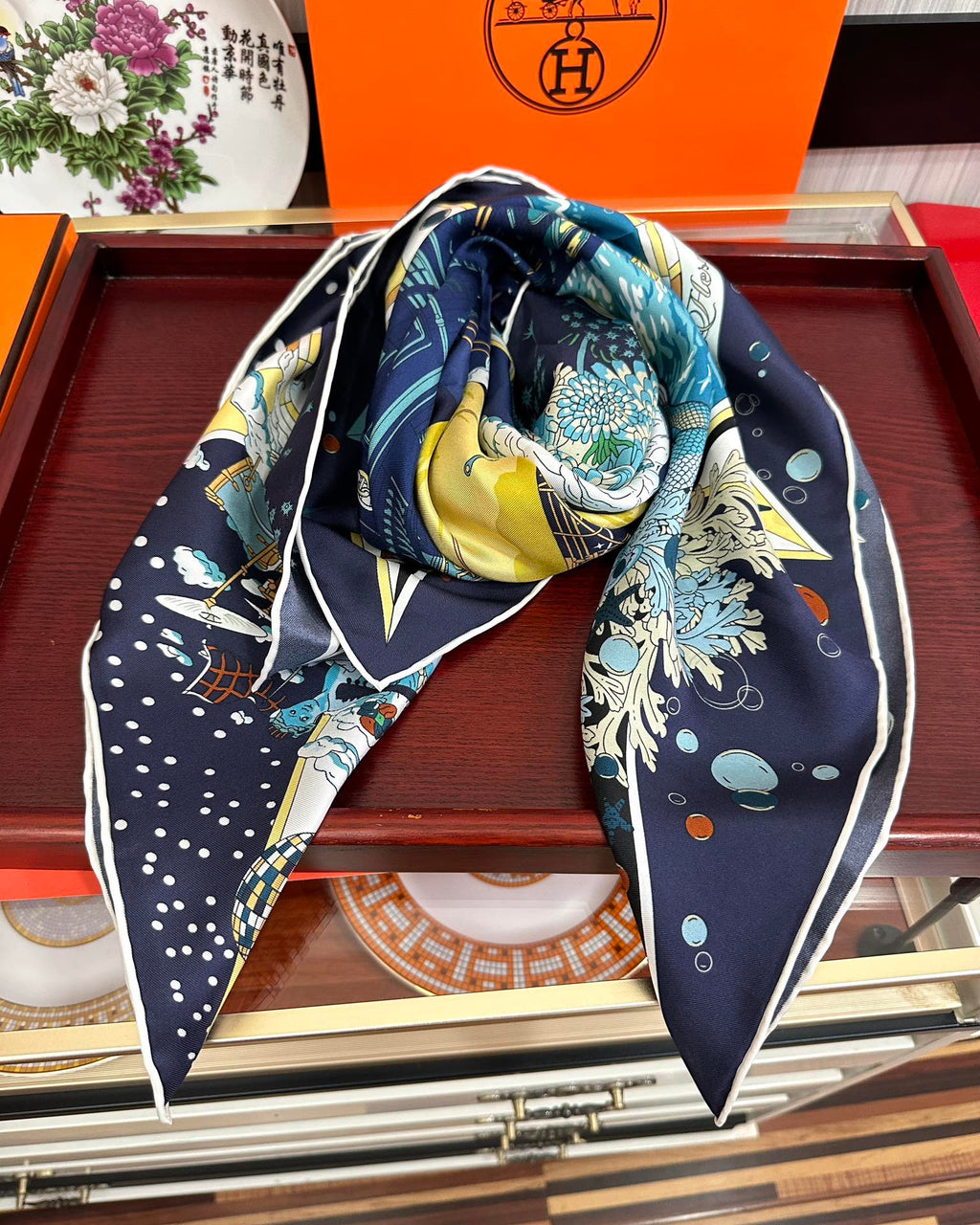 HM 25s Major Scarf 90cm Blue Yellow Cashmere 972936