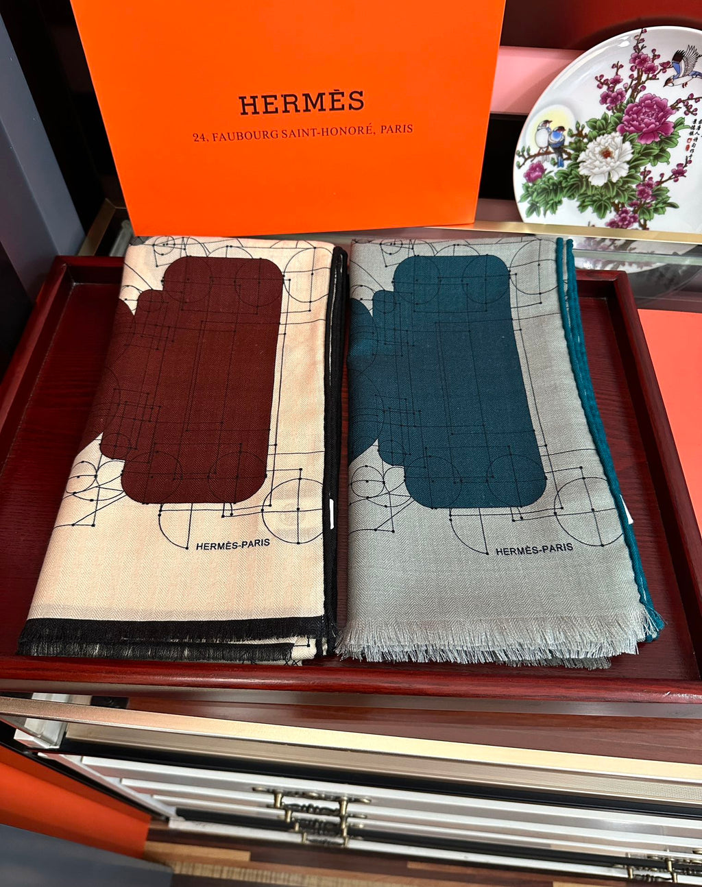 HM 25s Scarf 185 Blue Brown Creams Cashmere 976447