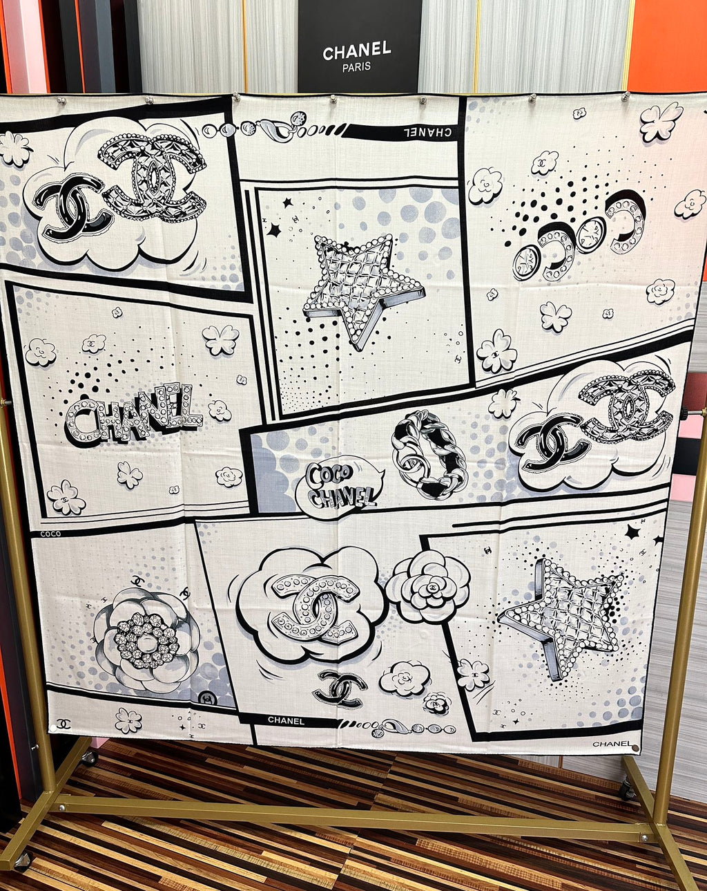 CC Camellia Letter Print 140cm White Black Cashmere 153108