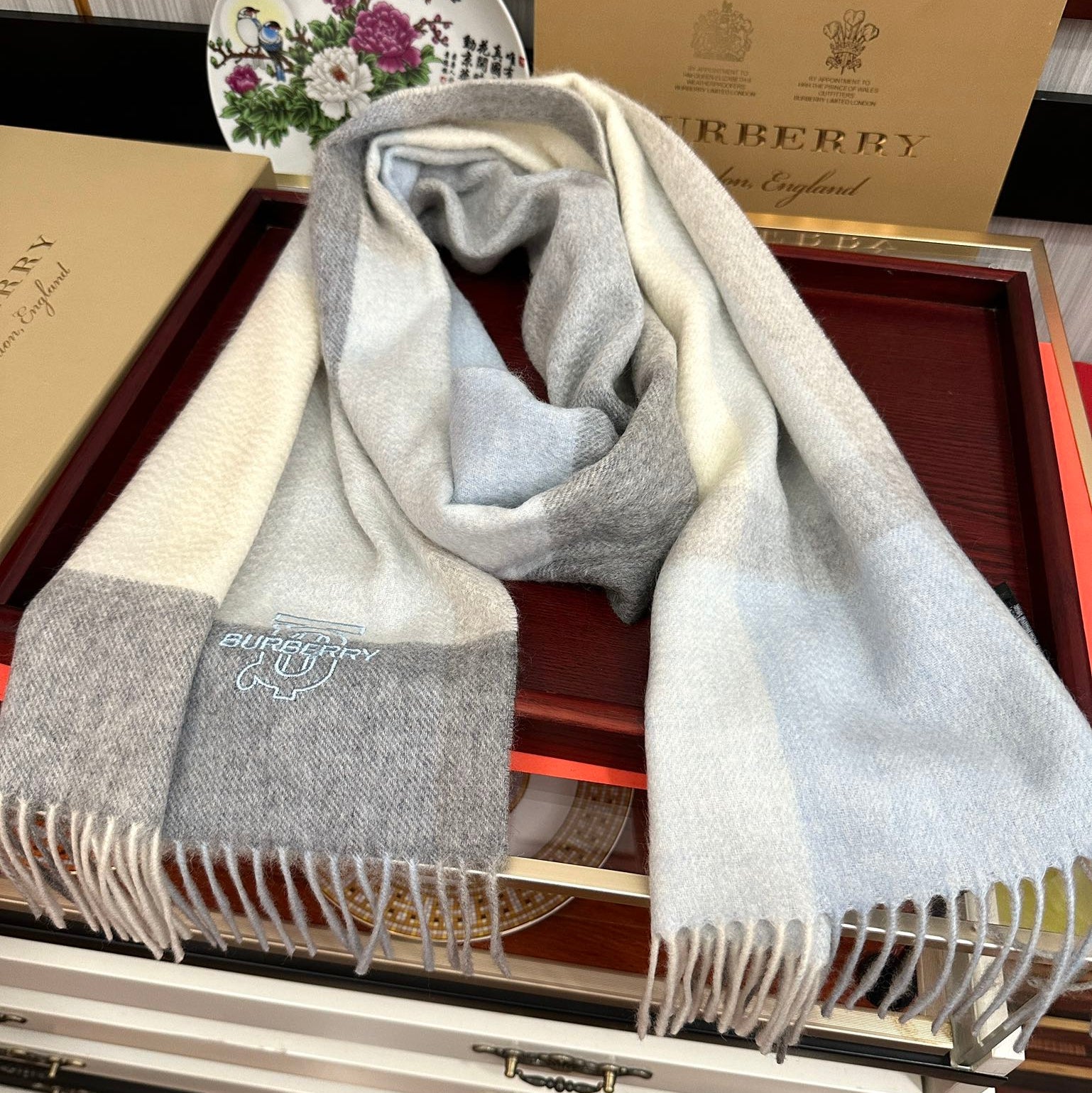 HM 26s Reversible Scarf 180cm Pale Blue Grey Cream Cashmere 153129
