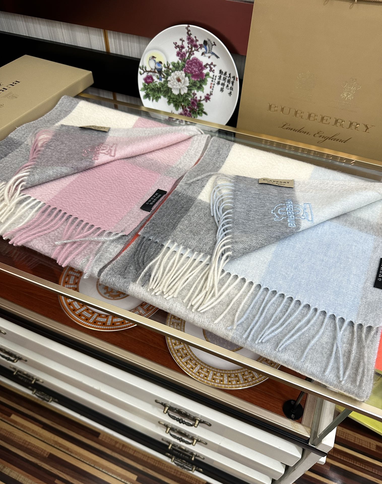 HM 26s Reversible Scarf 180cm Pink Grey Cream Cashmere 153130