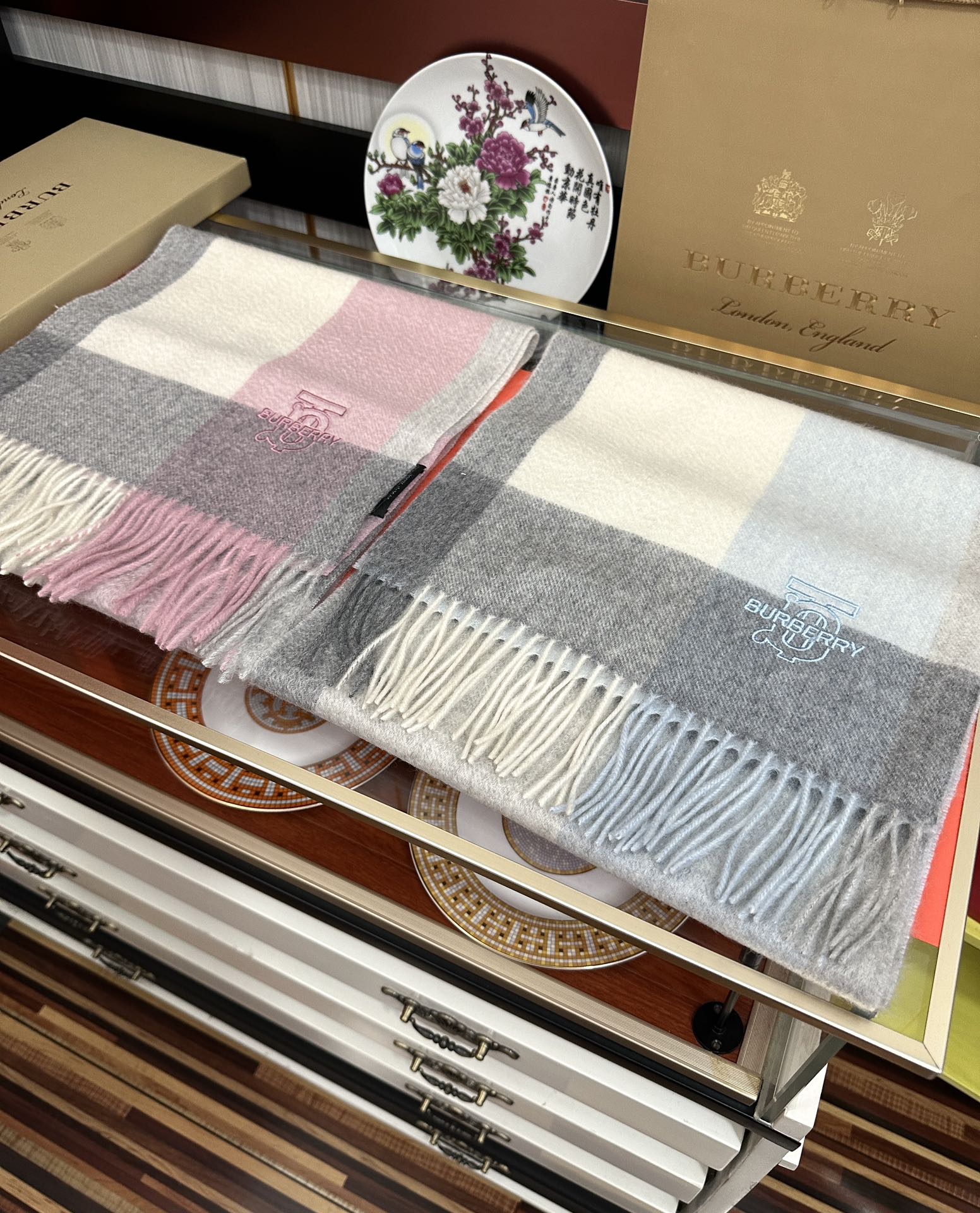 HM 26s Reversible Scarf 180cm Pink Grey Cream Cashmere 153130