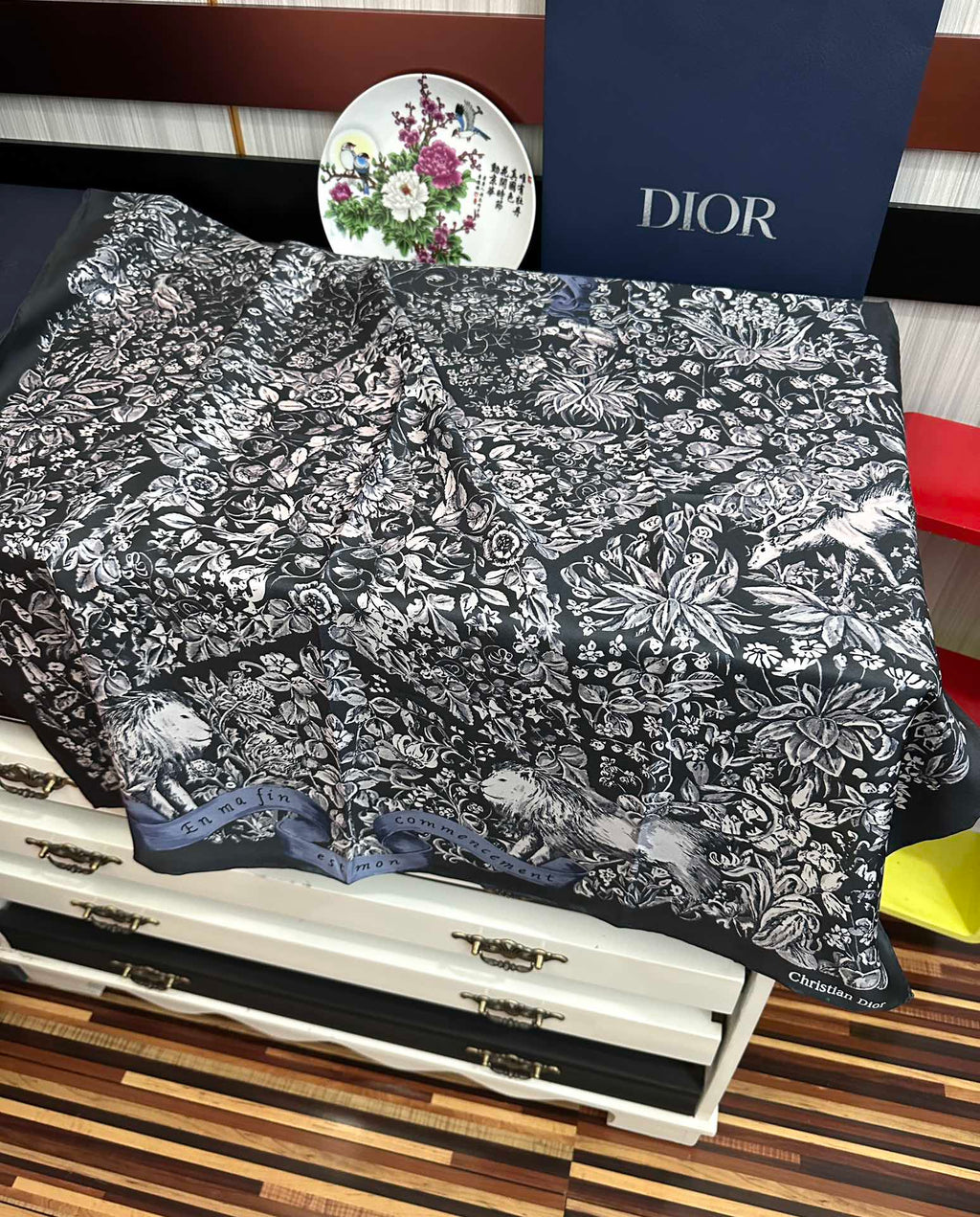 CD Around the World Scarf 90x90cm Black Colorful Twill Silk 304660