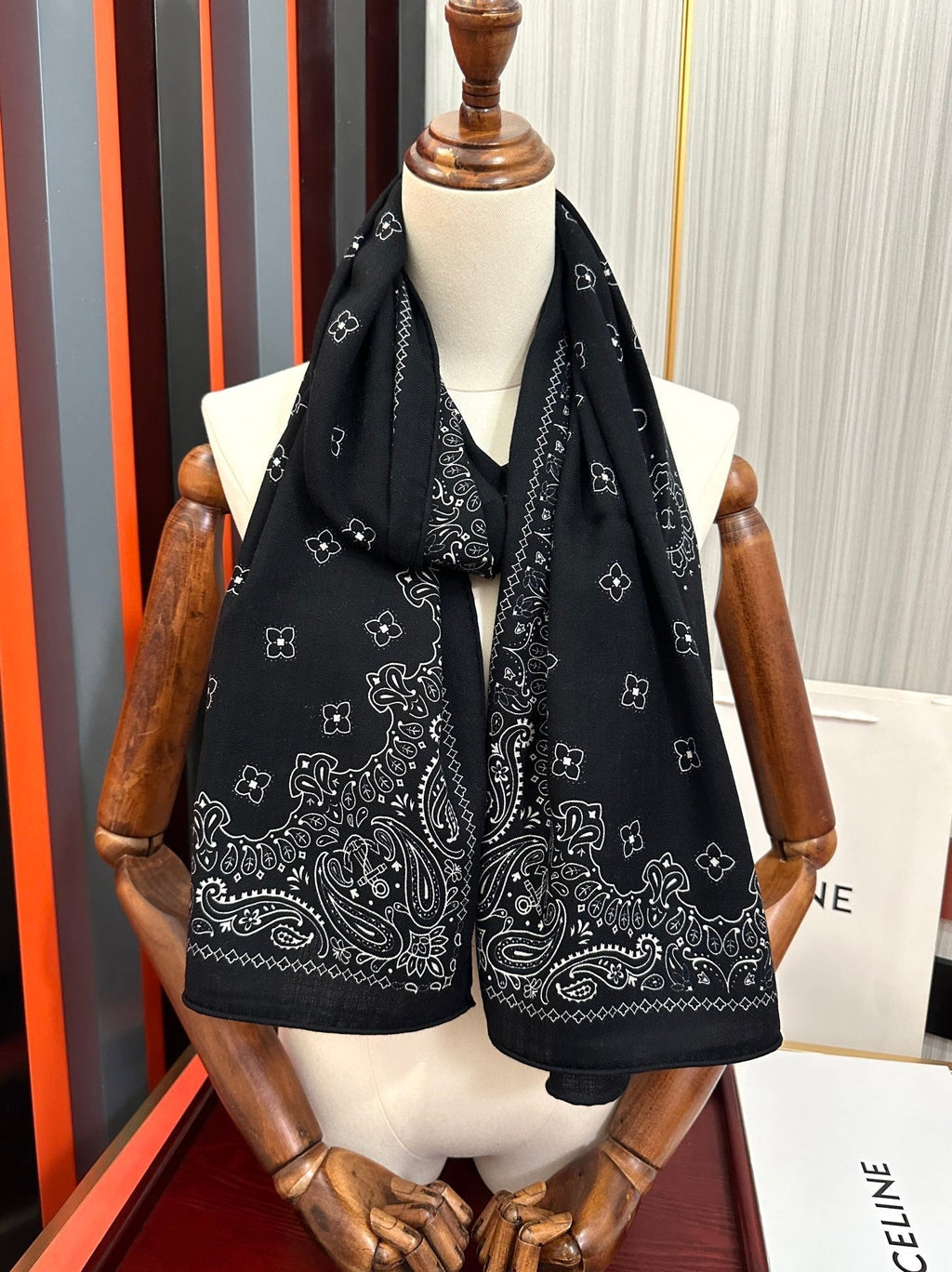 CL Scarf 65x185cm Black Cashmere 286305