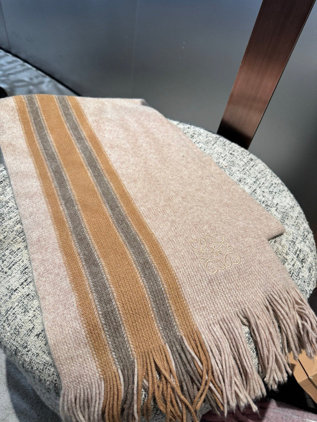 Loewe Scarf 180CM Beige Camel Cashmere 968539