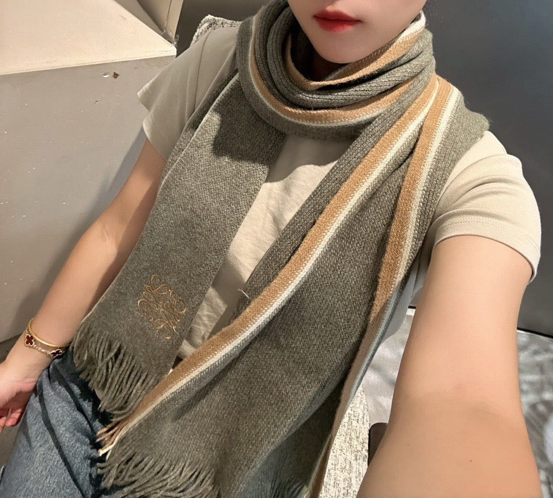 Loewe Scarf 180CM Dark Green Cashmere 968540