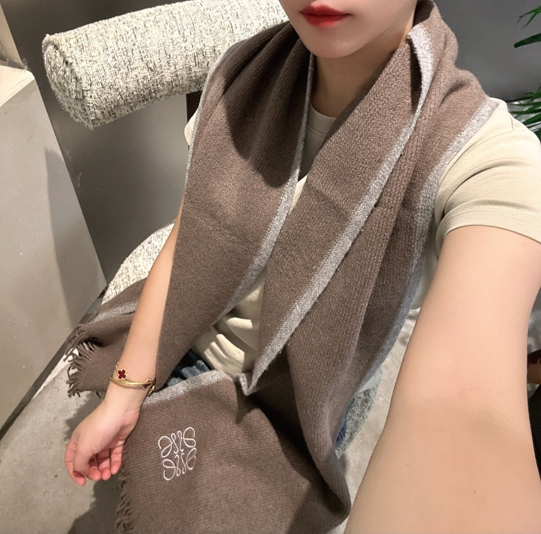 Loewe Scarf 180CM Brown Cashmere 968541