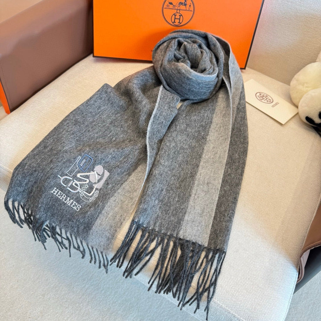 BBR Classic Embroidered Scarf 185CM Gray Cashmere 292824