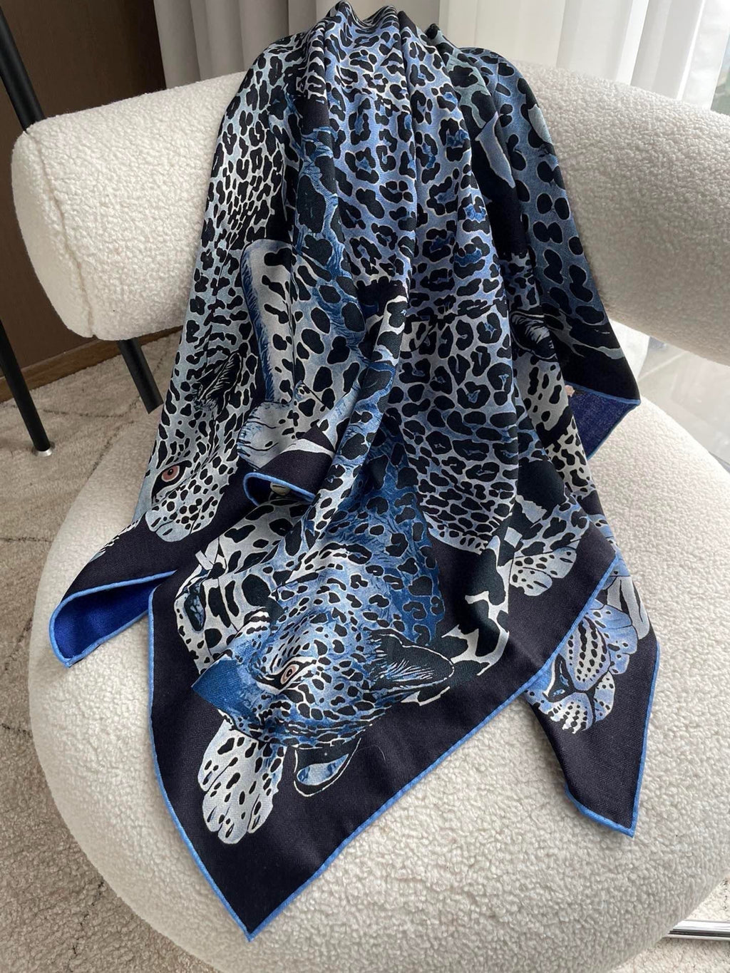 Lazy Leopardesses Scarf 110 CM In Colorful Cashmere Silk 311599