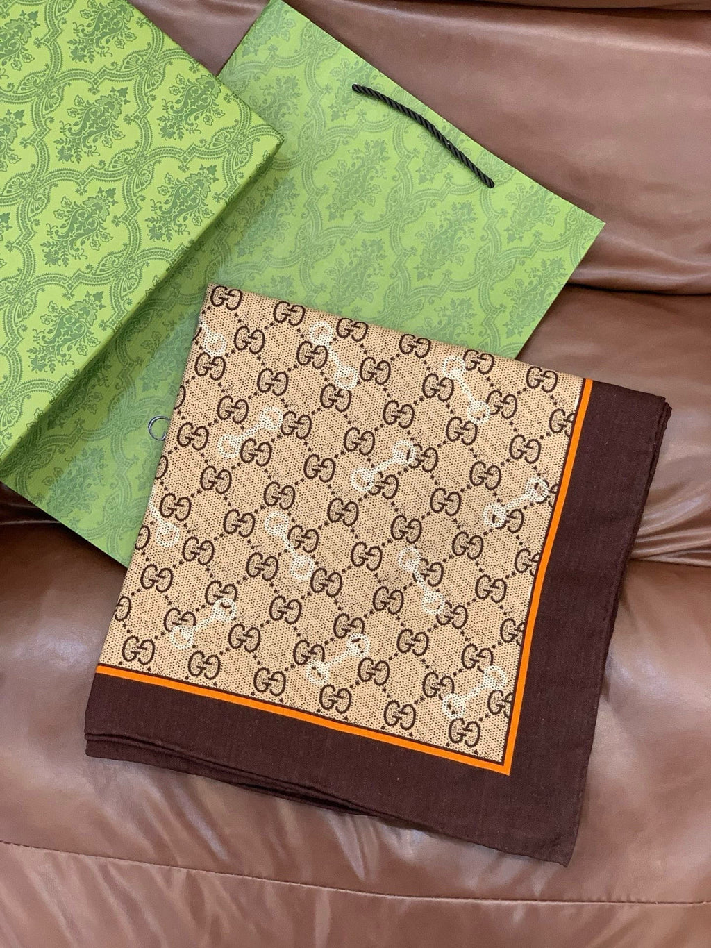 GG Classic 135CM Beige Brown Cashmere 287697