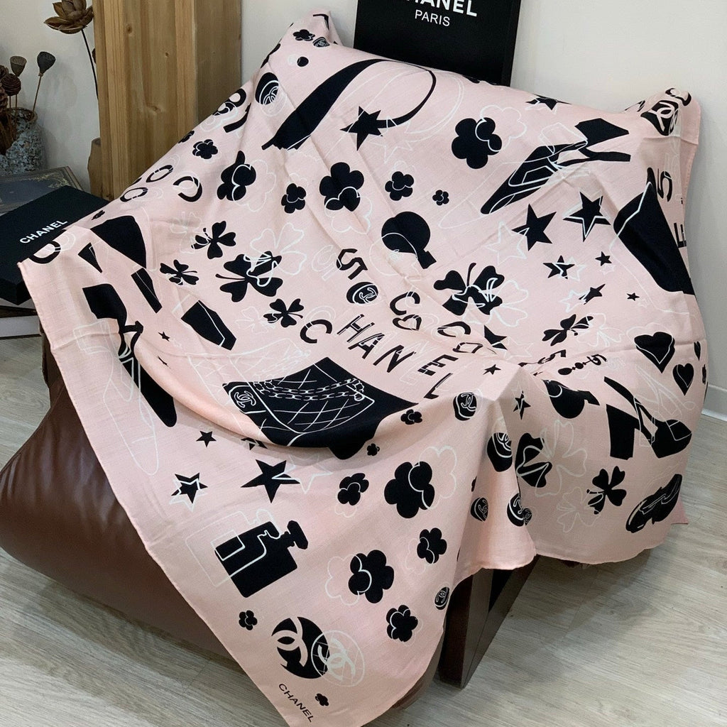 CC 25 Scarf 140cm Light Pink Black Cashmere 293180