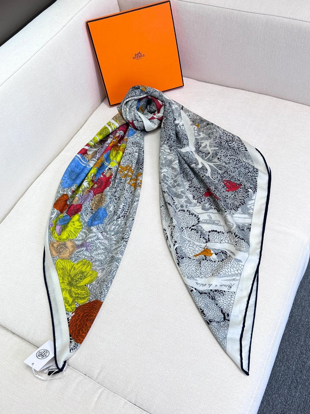 Retour A La Nature Shawl 135CM In Black White Colorful Cashmere And Silk