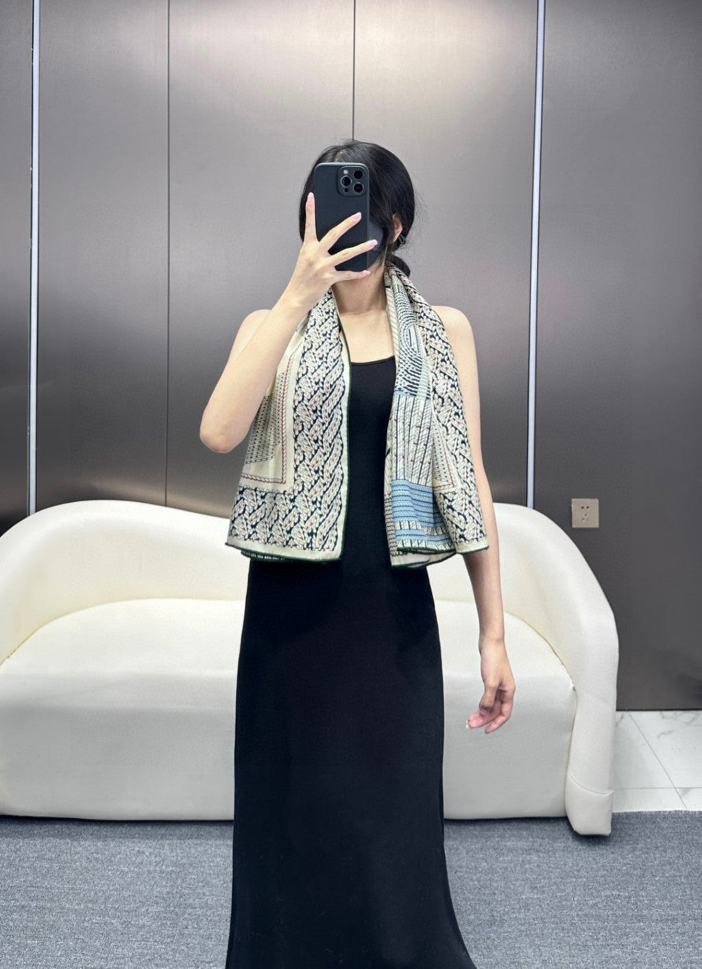 Dressage Tressage Shawl 140 CM In White Black Colorful Silk