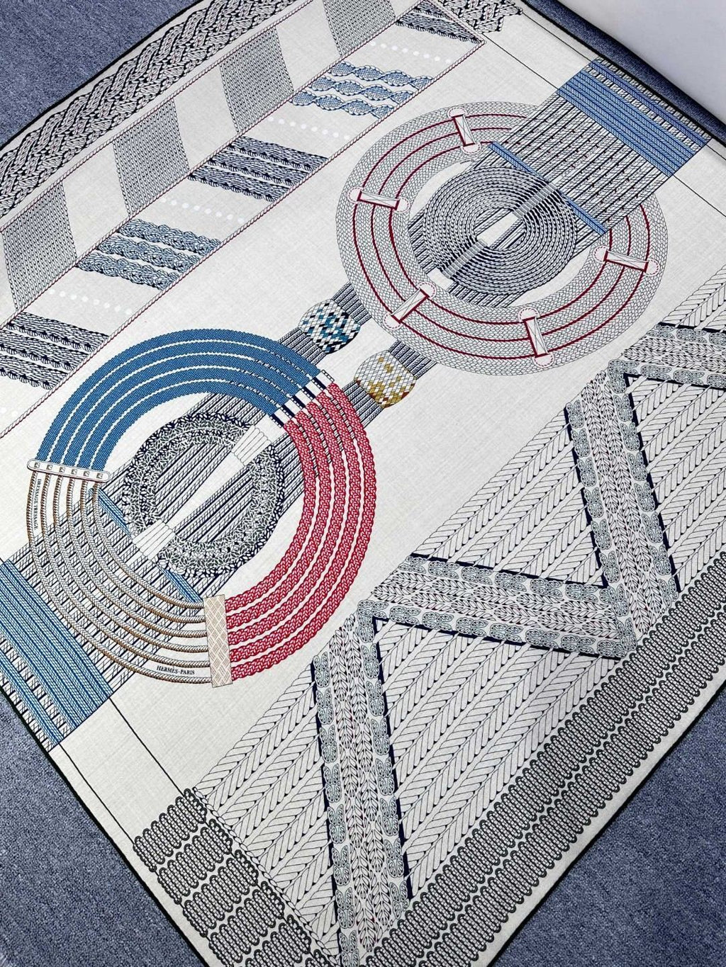 Dressage Tressage Shawl 140 CM In White Black Colorful Silk