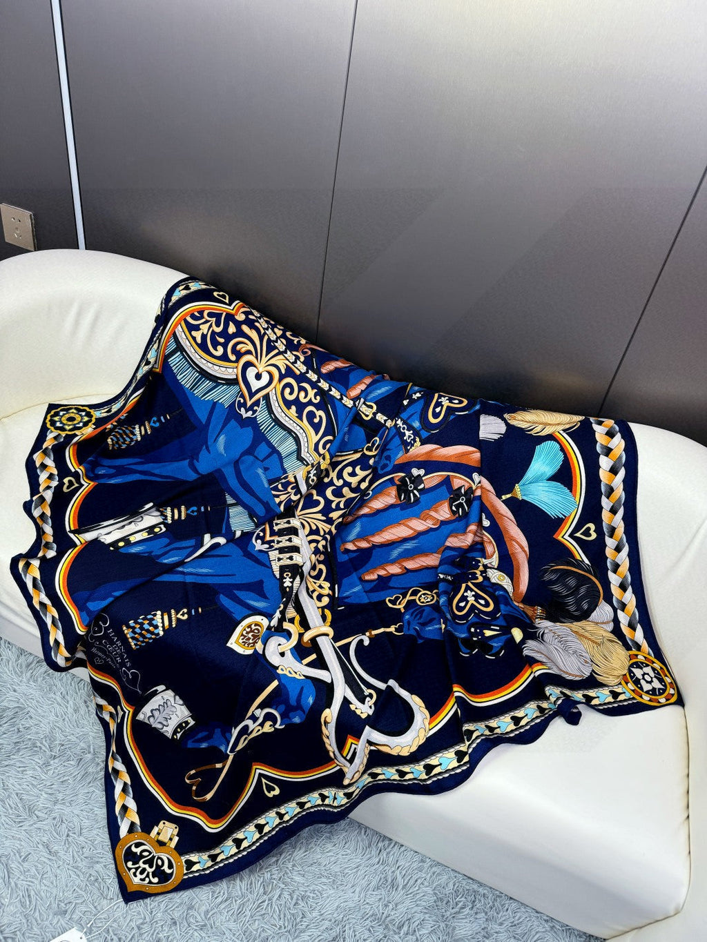 HM 26s Printed Square Scarf 135 In Cashmere And Silk 309425