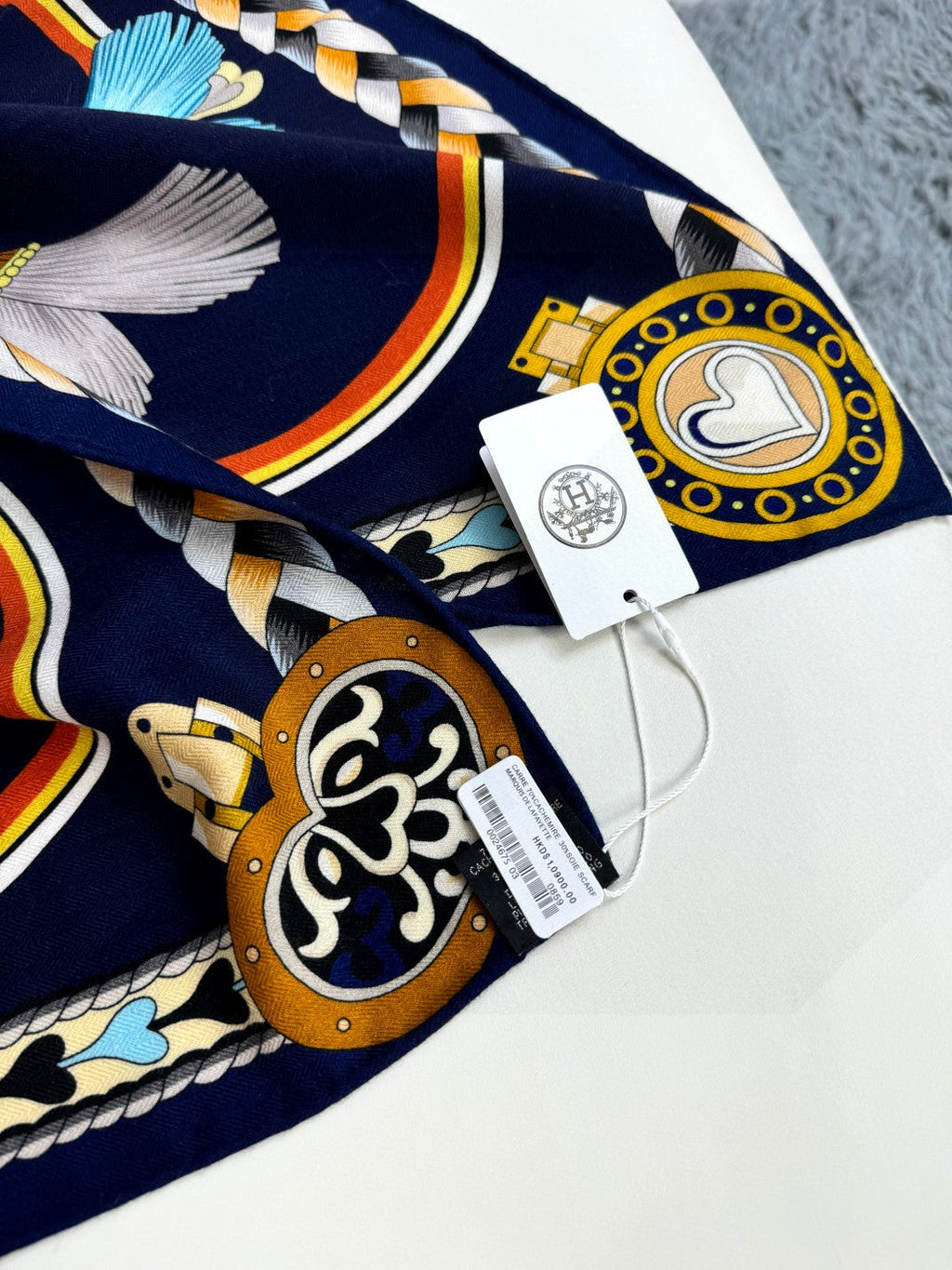 HM 26s Printed Square Scarf 135 In Cashmere And Silk 309425