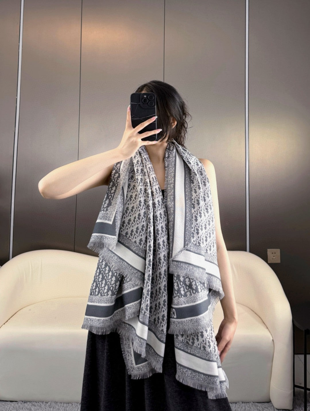 CD 26s Scarf 140cm In Cashmere Silk 313215