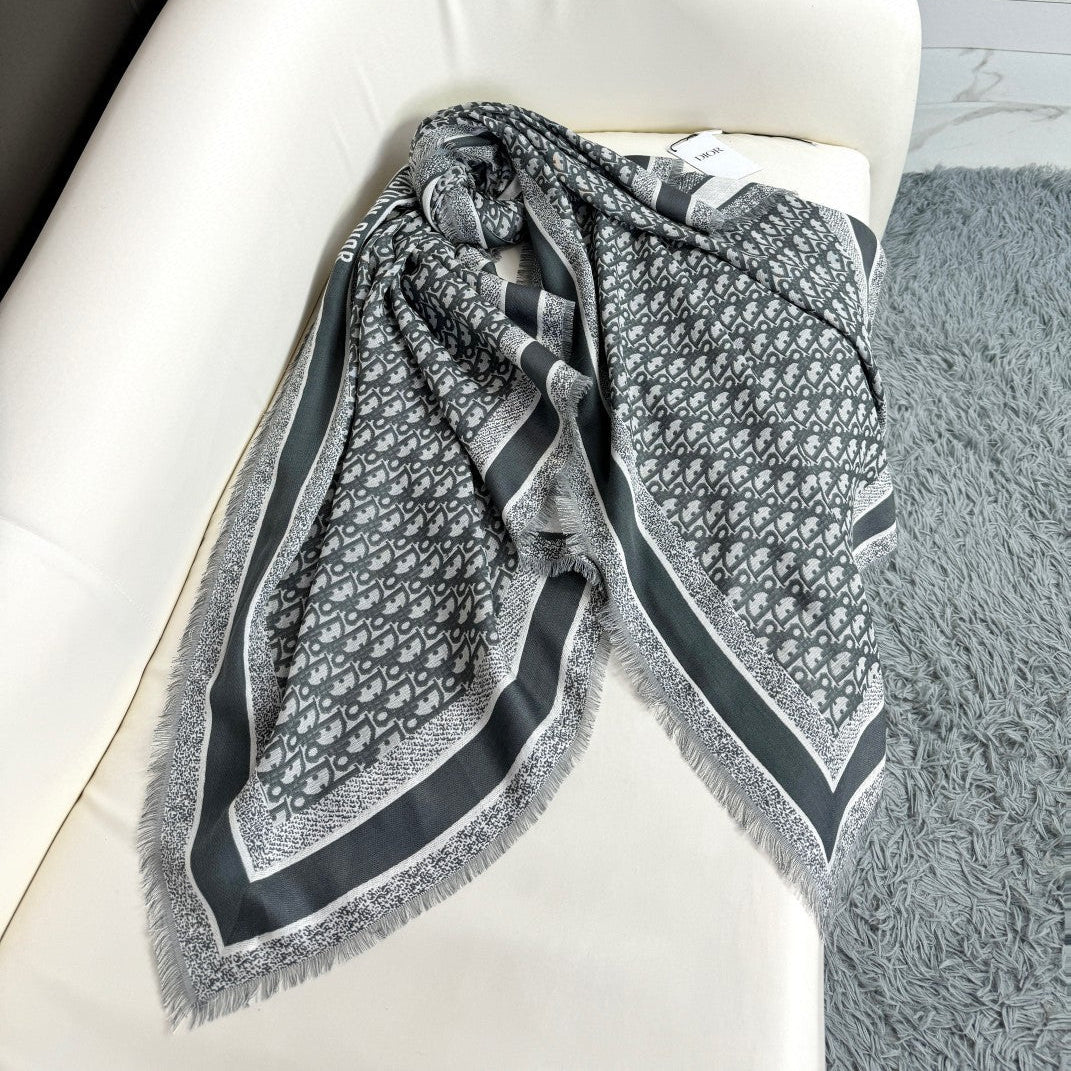 CD 26s Scarf 140cm In Cashmere Silk 313215