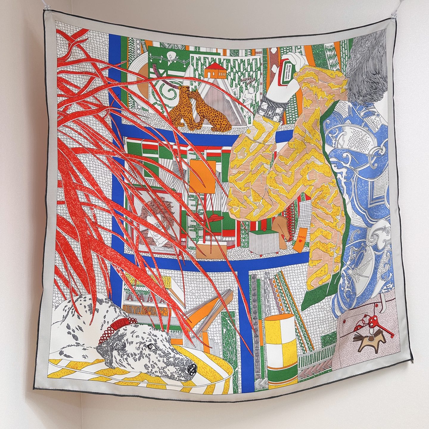 HM 26s Printed Square Scarf 88 In Silk 309443
