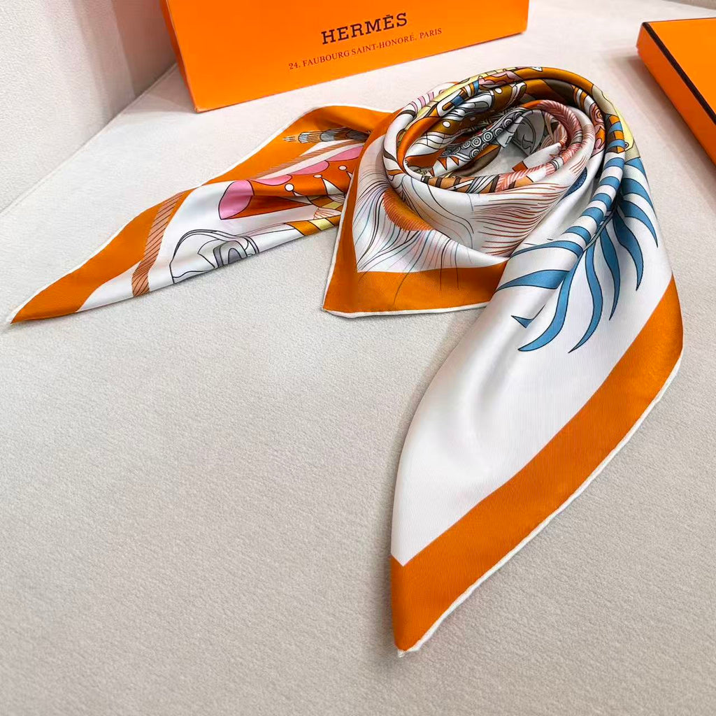 HM 26s Scarf 90 In Silk 303219