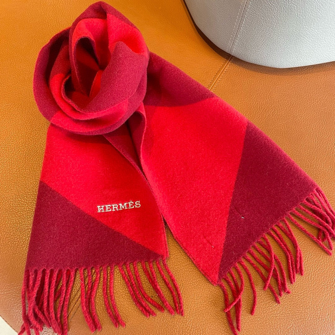 Geometric Scarf 151 CM IN Dark Red Mix Bright Red Cashmere