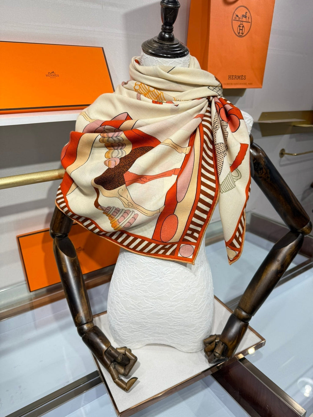 HM A Toute Allure Scarf 140 Ivory Orange Cashmere Silk 200680