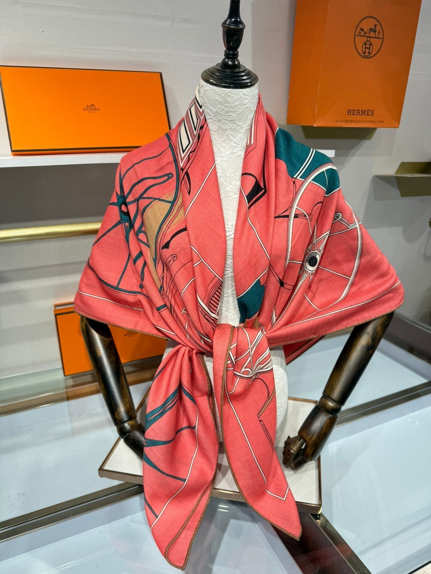 HM A Toute Berline Scarf 140 Pink Cashmere Silk