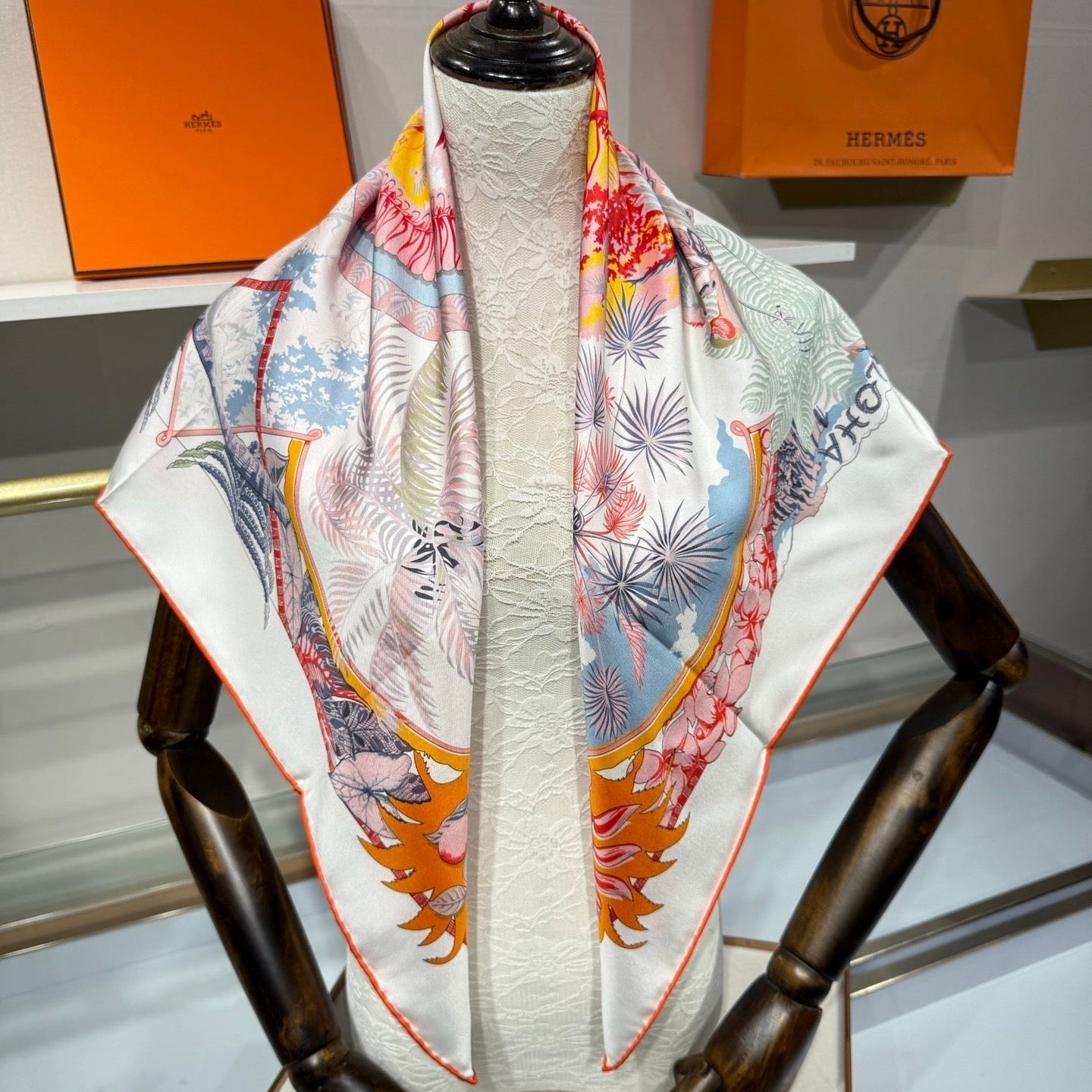 HM Aloha Scarf 90x90 White Colorful Twill Silk 209511