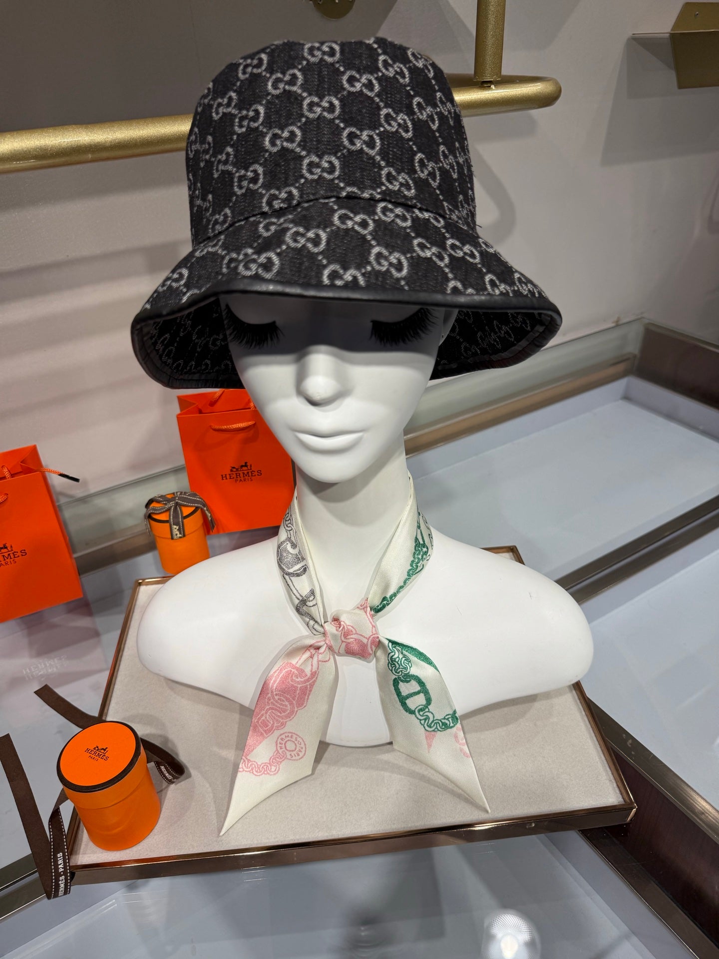 HM 26s Boucles et Maillons Twilly 6x120cm Silk 212983